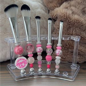 Barbie makeup brushes